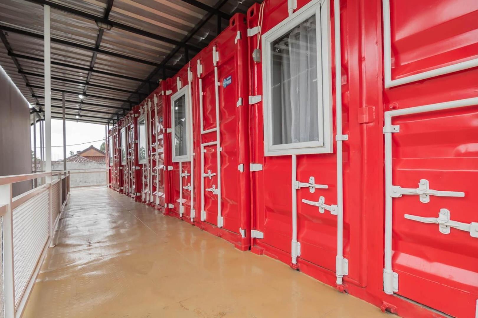 Reddoorz Plus Near Lembang Park & Zoo エクステリア 写真