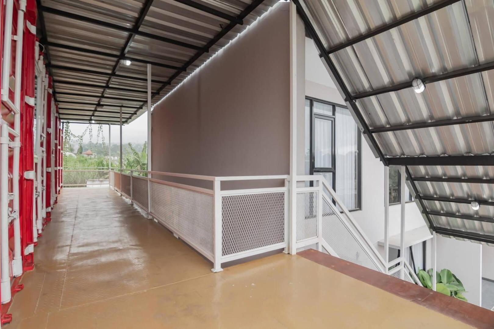Reddoorz Plus Near Lembang Park & Zoo エクステリア 写真
